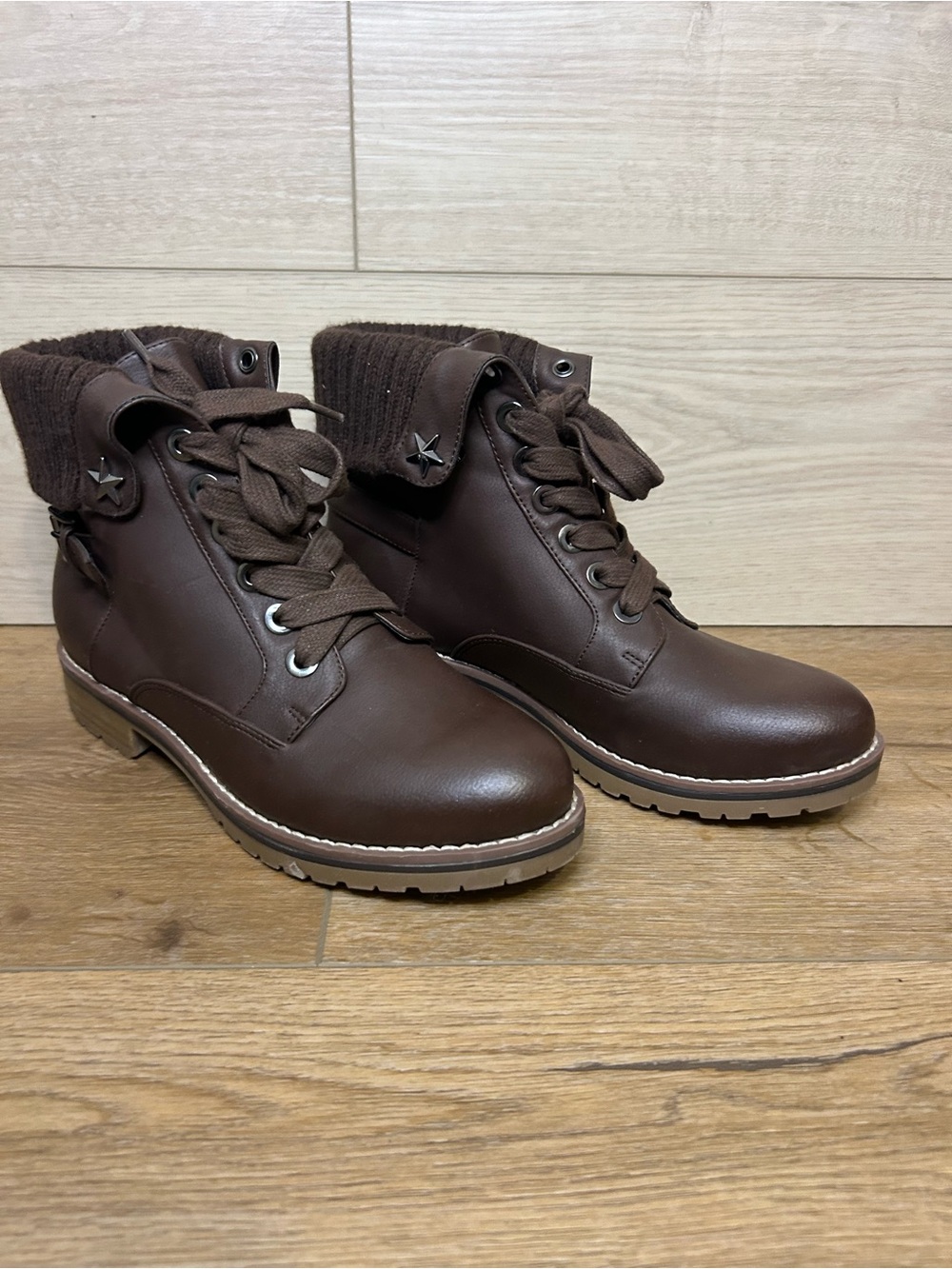 TOMMY HILFIGER Oranda Brown Boots Booties Sz 8 M